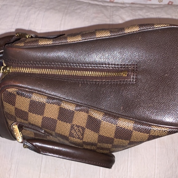 Louis Vuitton purse - Picture 7 of 10